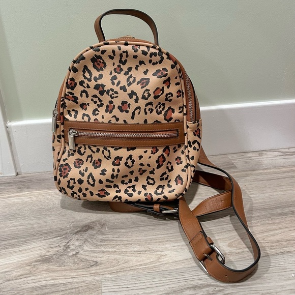 Wild Fable Faux Leather Mini Backpack Purse Leopard Print Medium Bag Adjustable - Picture 5 of 8